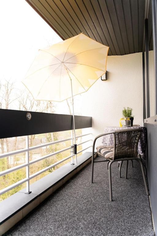 Ferienhaus Schoene Aussicht Ferienwohnung Gelb Hemfurth-Edersee Buitenkant foto